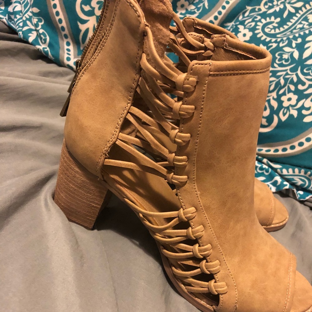 Cato shoes Size 11